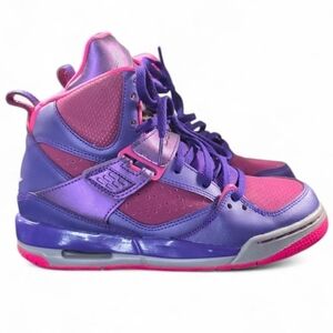 Nike Air Jordan Flight 45. Jordans Kids High-Top Sneakers in Purple and Pink